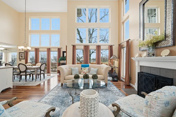 $625,000 | 1492 Highland Drive, Unit 832, Geneva, WI 53147