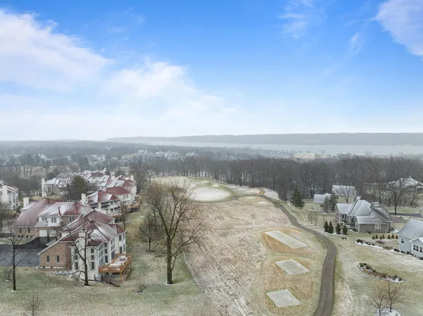 $625,000 | 1492 Highland Drive, Unit 832, Geneva, WI 53147
