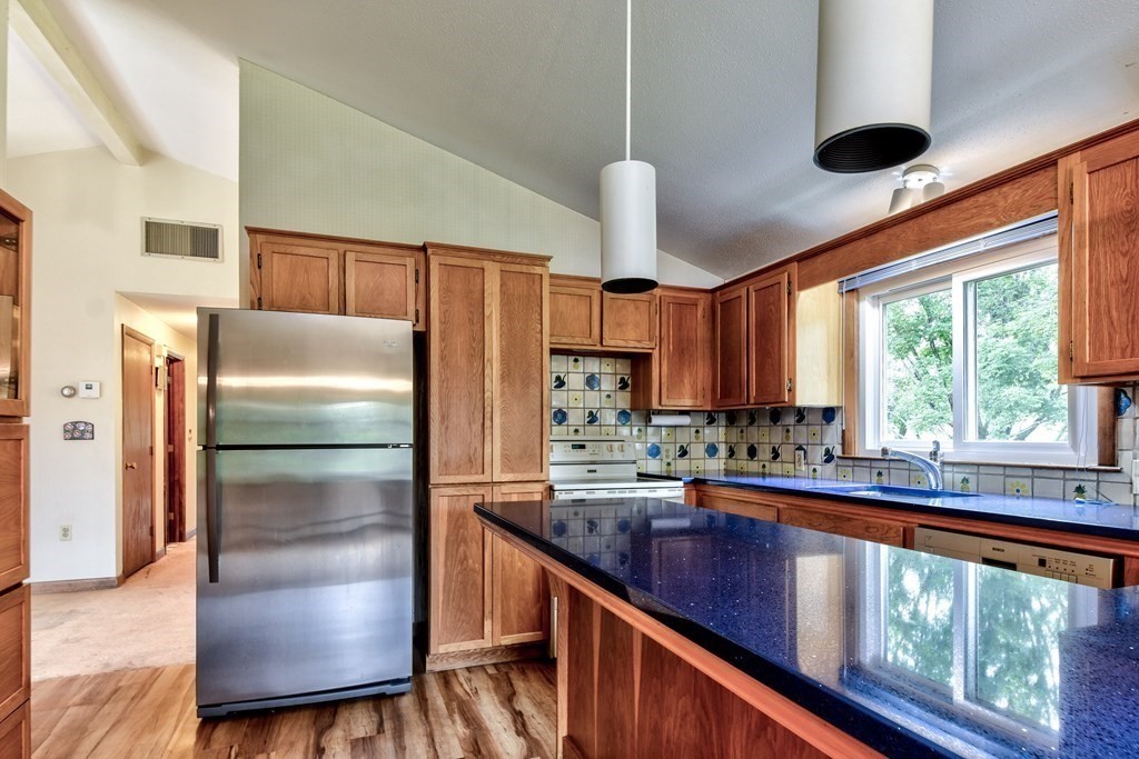 6 Robert Road Stow, MA 01775 - Photo 7 of 27