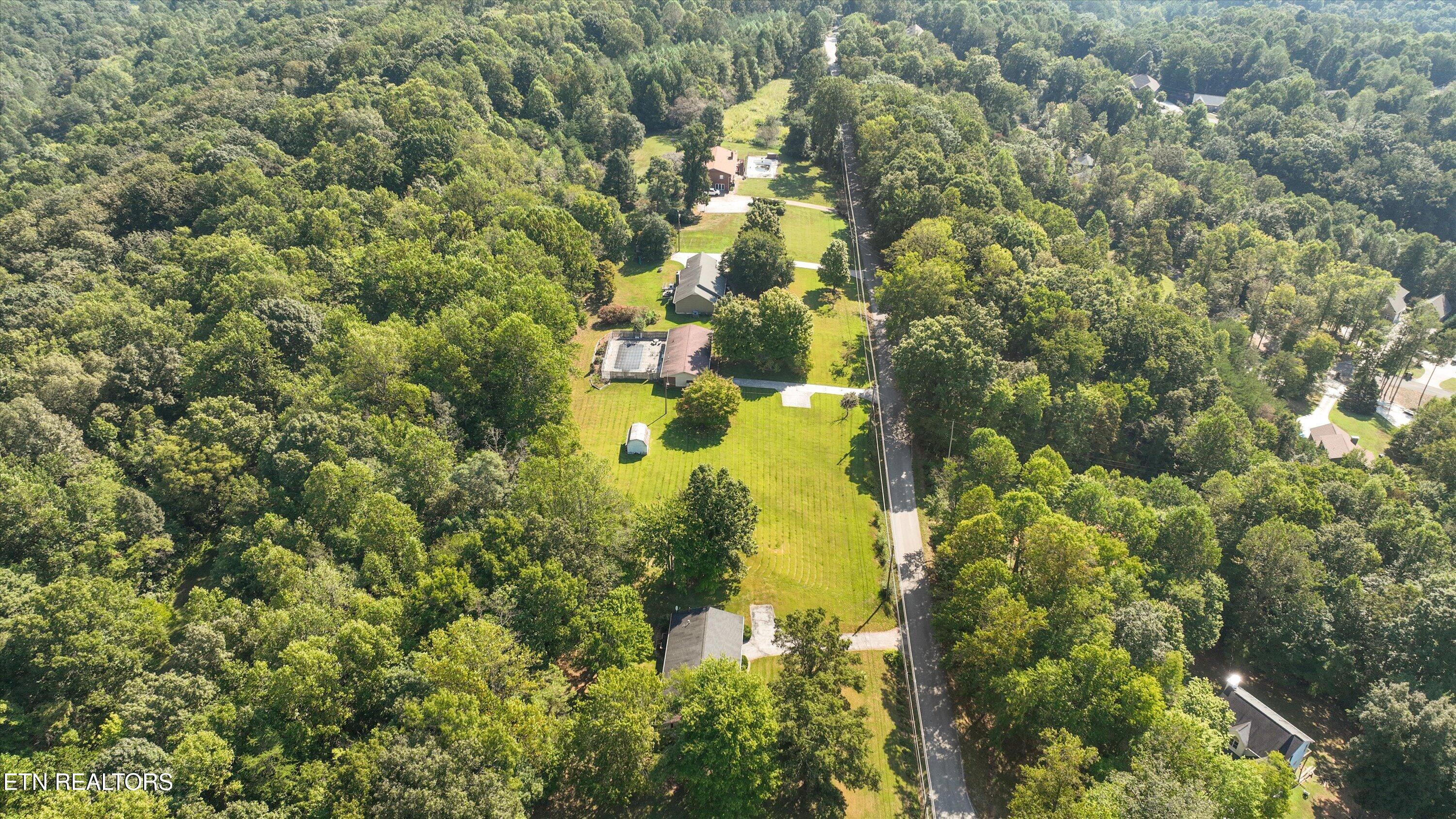 813-815 Stephens Road Rocky Top, TN 37769 - Photo 43 of 51 42-815 Stephens Rd05