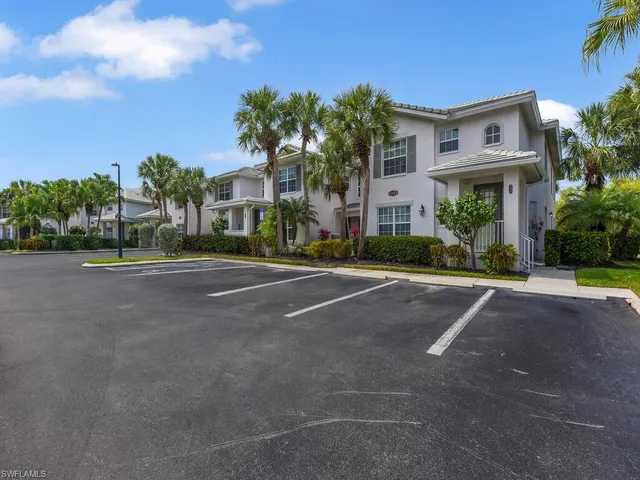 $275,000 | 8325 Whisper Trace Lane, Unit E203, Naples, FL 34114