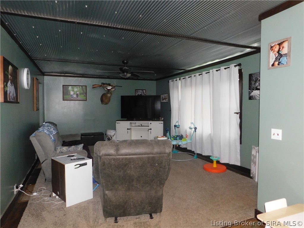 8960 Turkey Farm Road Northwest New Salisbury, IN 47161 - Photo 4 of 20