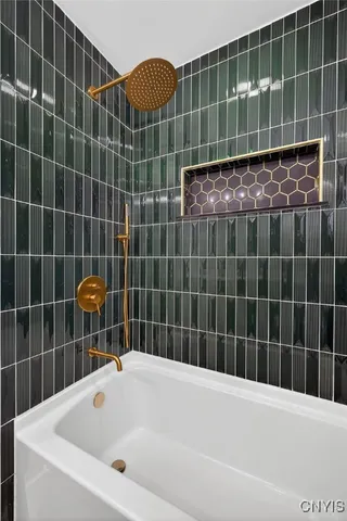 $259,900 | 119 Gulino Avenue, Camillus, NY 13031