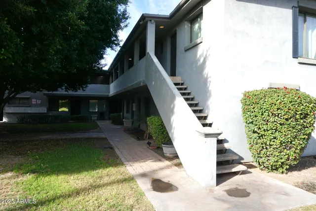 $129,900 | 4224 North 12th Street, Unit 209, Phoenix, AZ 85014