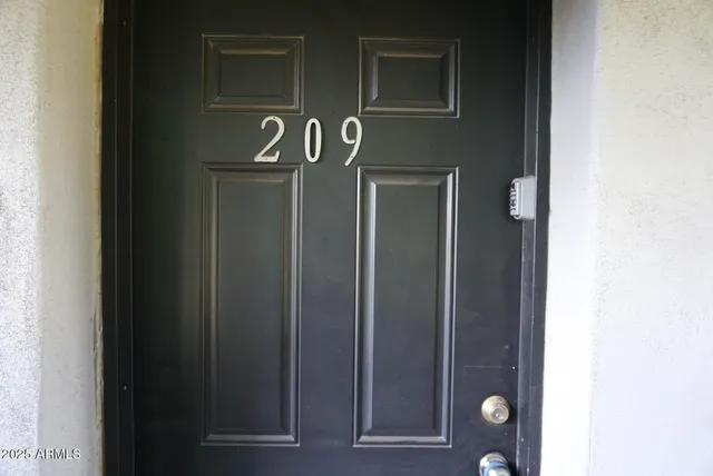 $129,900 | 4224 North 12th Street, Unit 209, Phoenix, AZ 85014