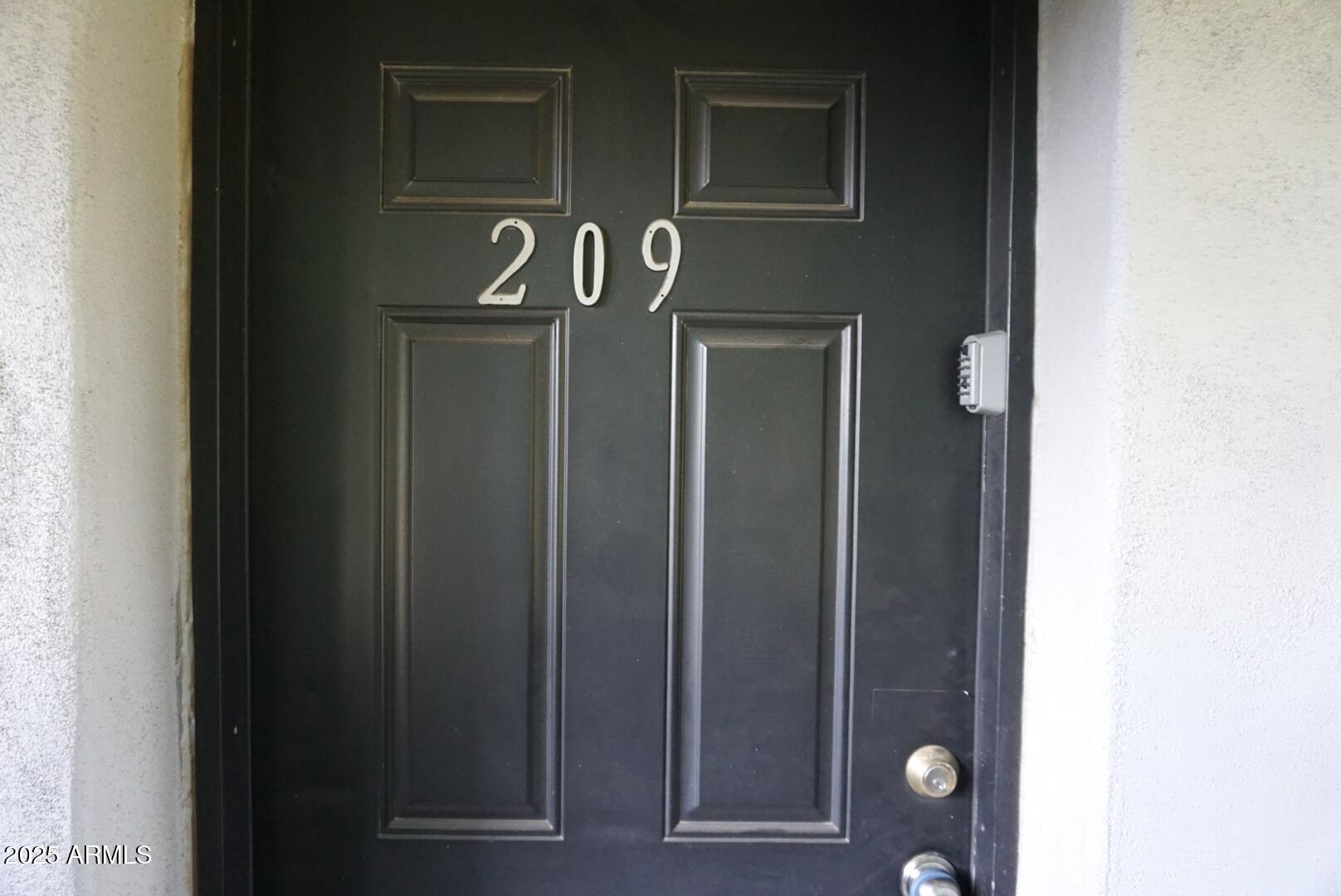 4224 North 12th Street, Unit 209 Phoenix, AZ 85014 - Photo 2 of 14 DSC05697
