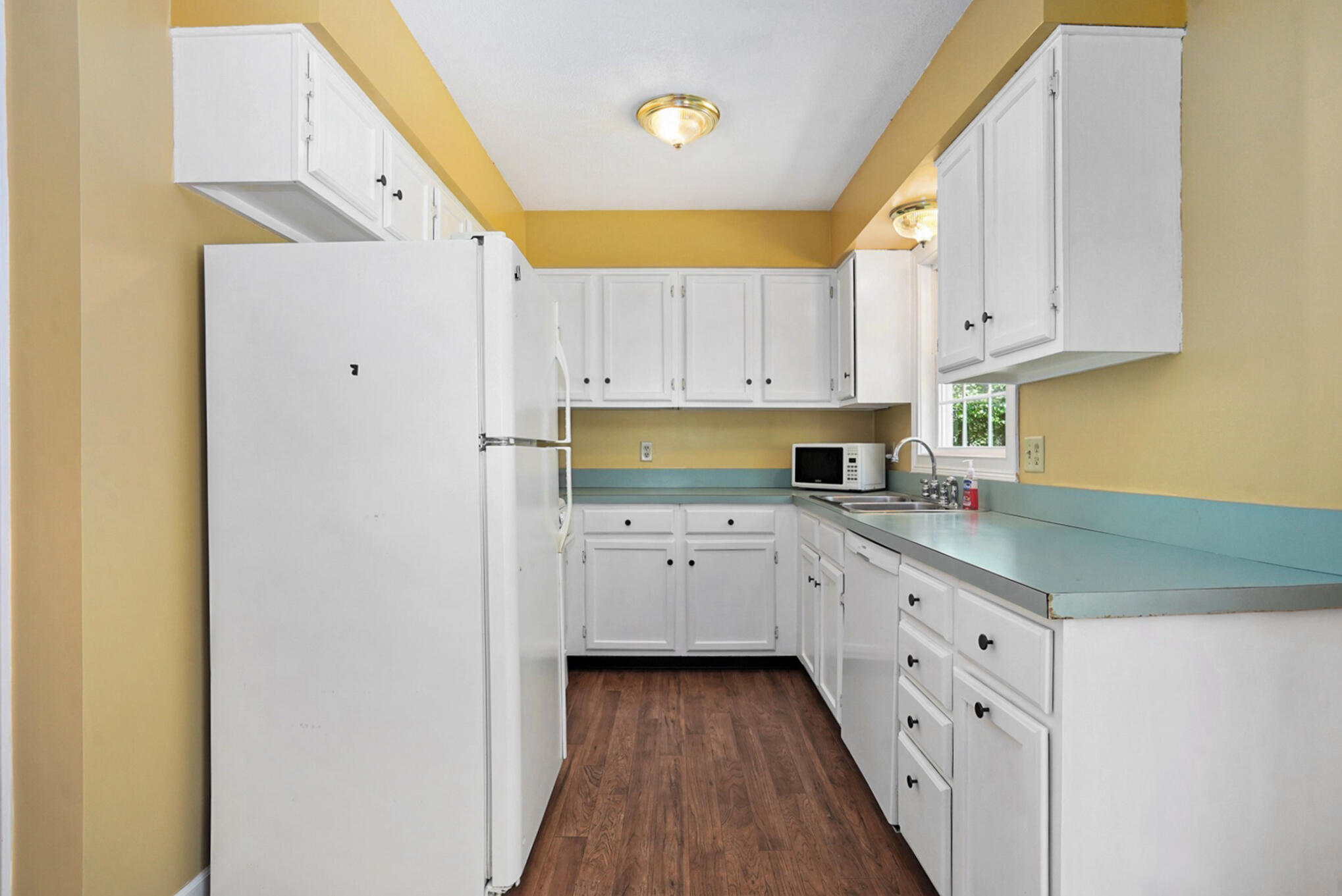 1482 Becker Road Muskegon, MI 49445 - Photo 4 of 18 Photo Aug 18, 12 49 15 PM