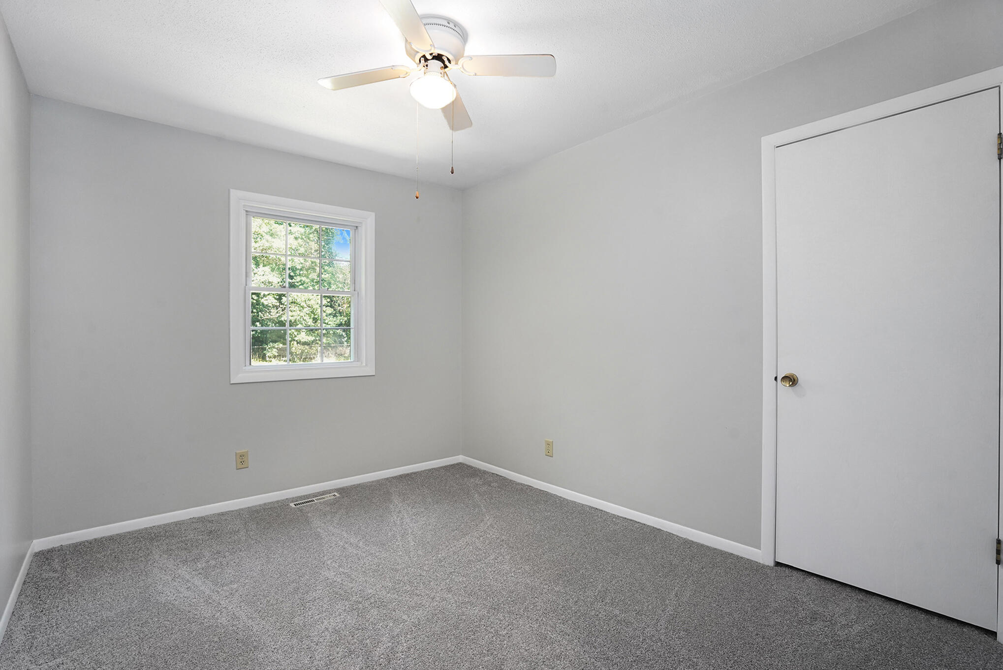 1482 Becker Road Muskegon, MI 49445 - Photo 9 of 18 Photo Aug 18, 12 46 20 PM