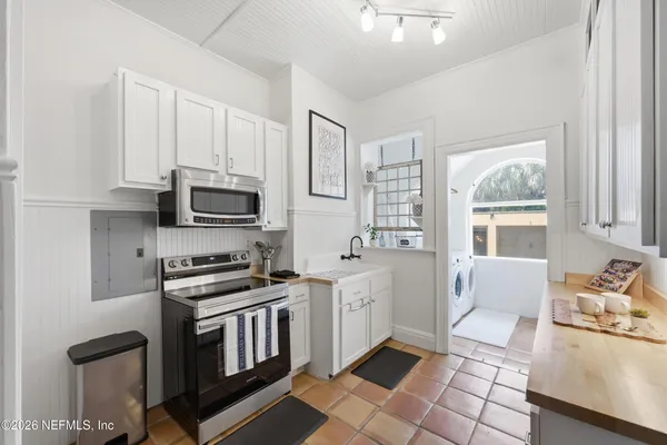 $4,500 | 1786 Challen Avenue, Unit 2, Jacksonville, FL 32205