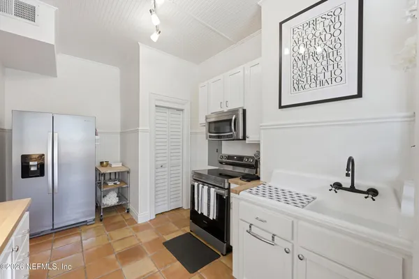 $4,500 | 1786 Challen Avenue, Unit 2, Jacksonville, FL 32205