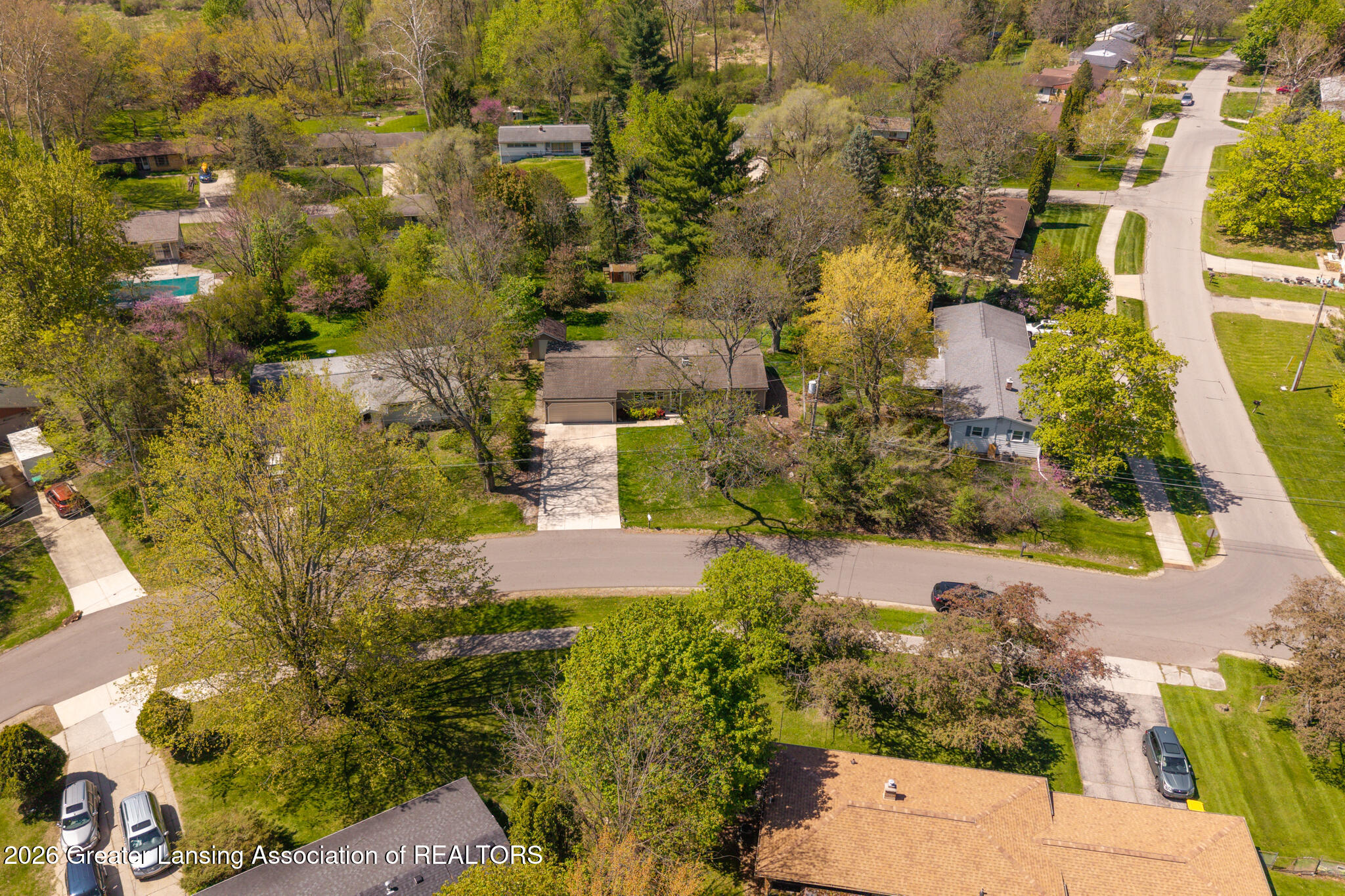 1317 Buckingham Road Haslett, MI 48840 - Photo 38 of 47 1317_Buckingham_TOM-31