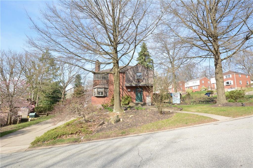 1166 Varner Road Pittsburgh, PA 15227 - Photo 2 of 25 Gallery Image 2