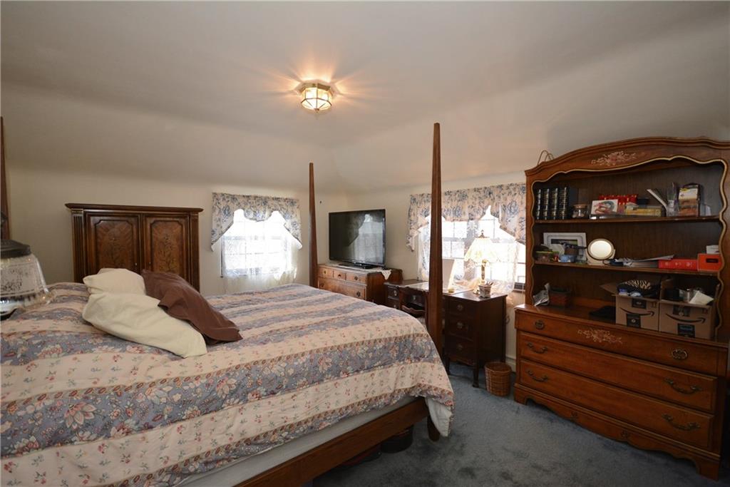 1166 Varner Road Pittsburgh, PA 15227 - Photo 14 of 25 Gallery Image 14