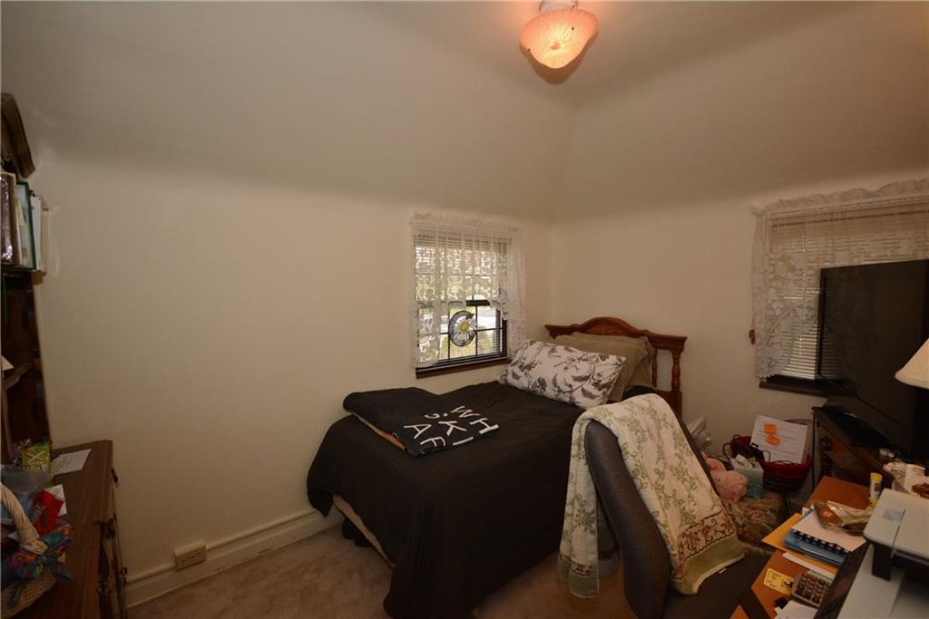1166 Varner Road Pittsburgh, PA 15227 - Photo 15 of 25 Gallery Image 15
