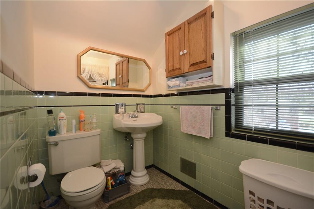 1166 Varner Road Pittsburgh, PA 15227 - Photo 16 of 25 Gallery Image 16