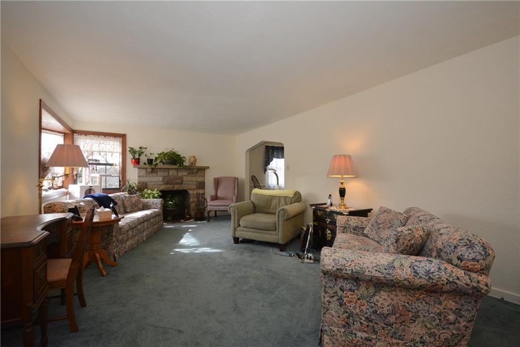 1166 Varner Road Pittsburgh, PA 15227 - Photo 3 of 25 Gallery Image 3