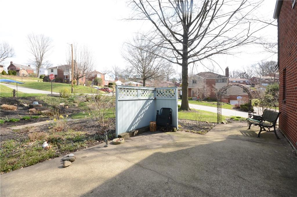 1166 Varner Road Pittsburgh, PA 15227 - Photo 21 of 25 Gallery Image 21