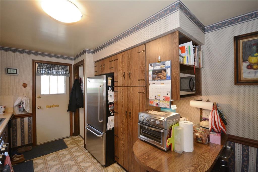 1166 Varner Road Pittsburgh, PA 15227 - Photo 9 of 25 Gallery Image 9