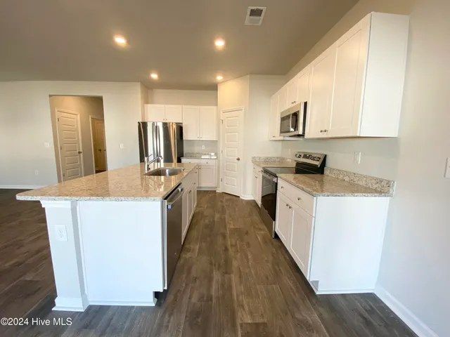 $2,150 | 1052 Silverfish Place Northwest, Sunset Beach, NC 28468