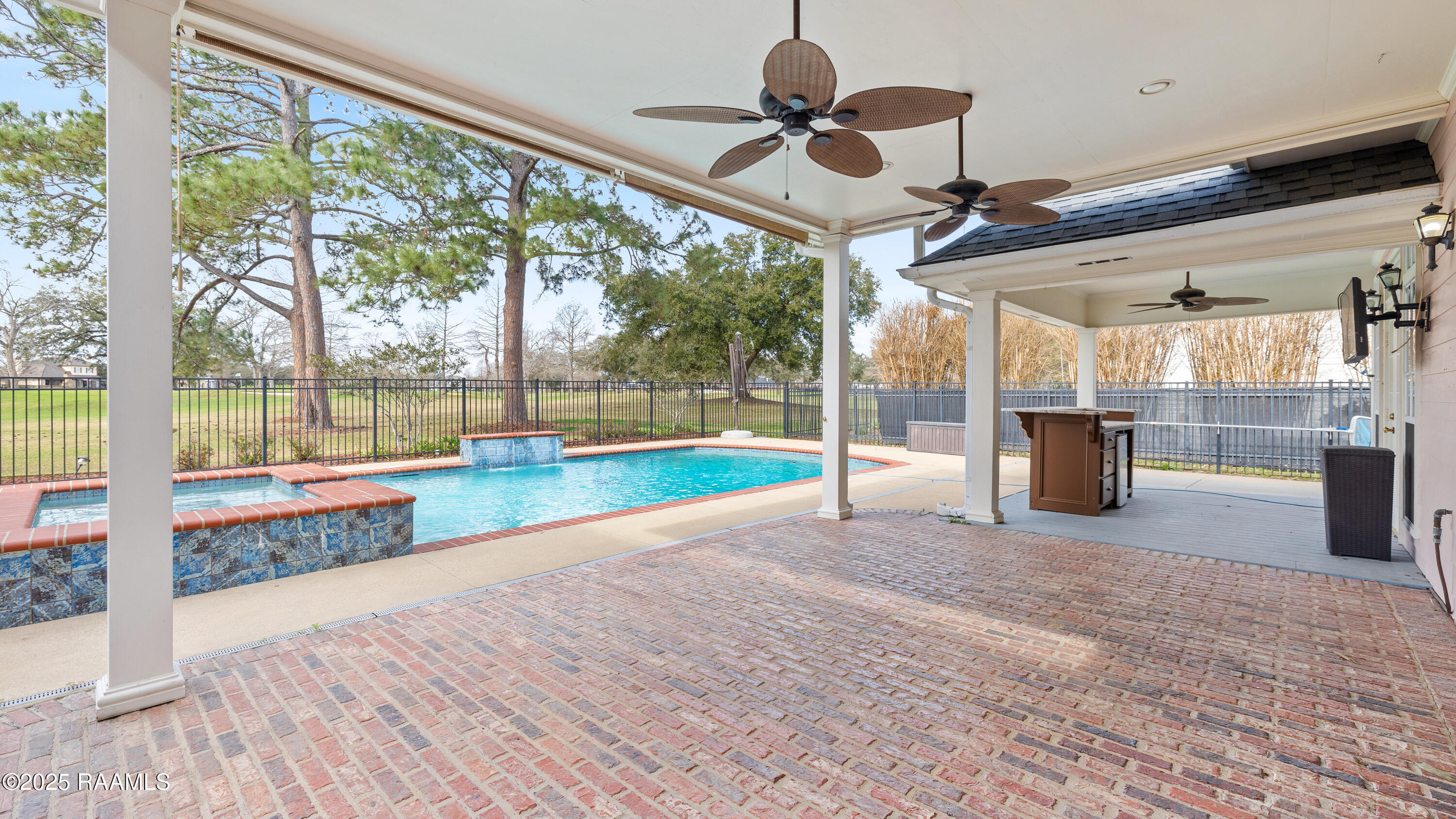 302 Inverness Lane Broussard, LA 70518 - Photo 34 of 57 302 Inverness Lane