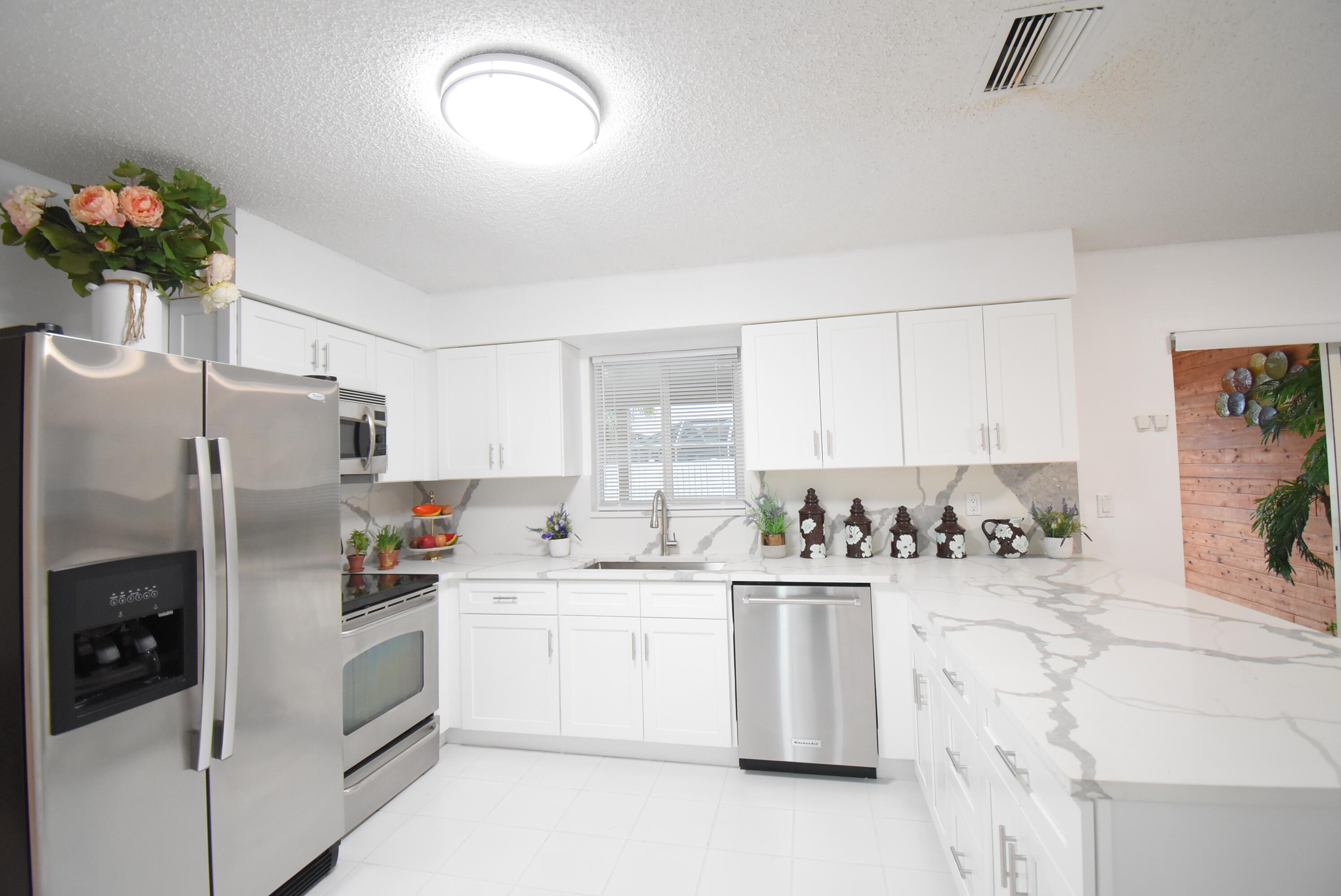 22465 Labrador Street Boca Raton, FL 33428 - Photo 26 of 33 DSC_0694