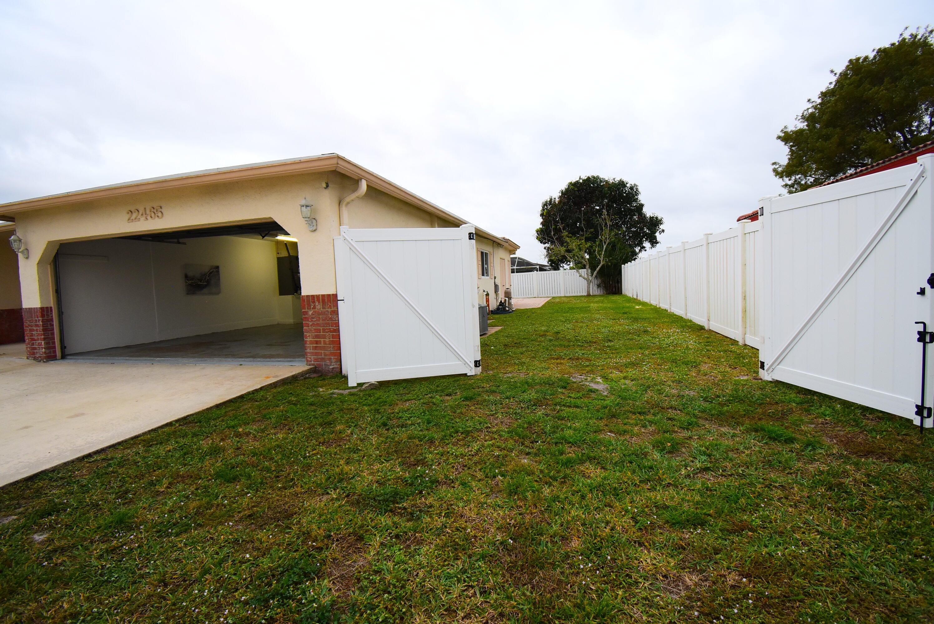 22465 Labrador Street Boca Raton, FL 33428 - Photo 33 of 33 DSC_0732