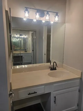 $137,900 | 4710 58th Avenue North, Unit 106, Crystal, MN 55429
