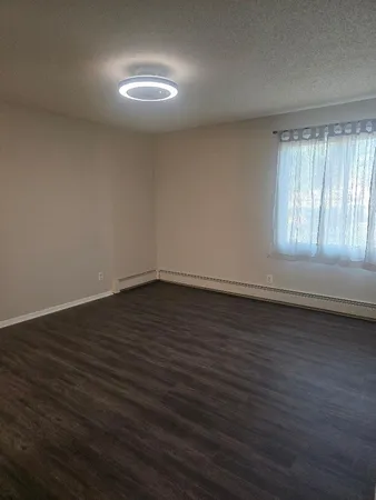 $137,900 | 4710 58th Avenue North, Unit 106, Crystal, MN 55429