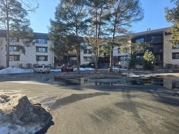 $137,900 | 4710 58th Avenue North, Unit 106, Crystal, MN 55429