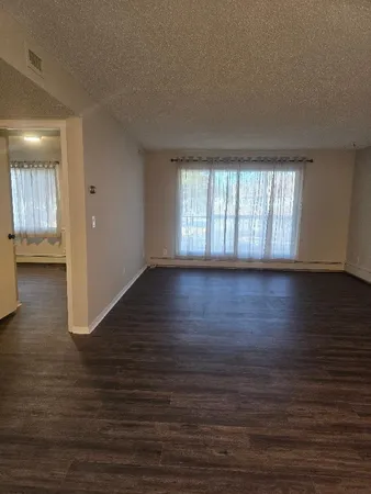 $137,900 | 4710 58th Avenue North, Unit 106, Crystal, MN 55429