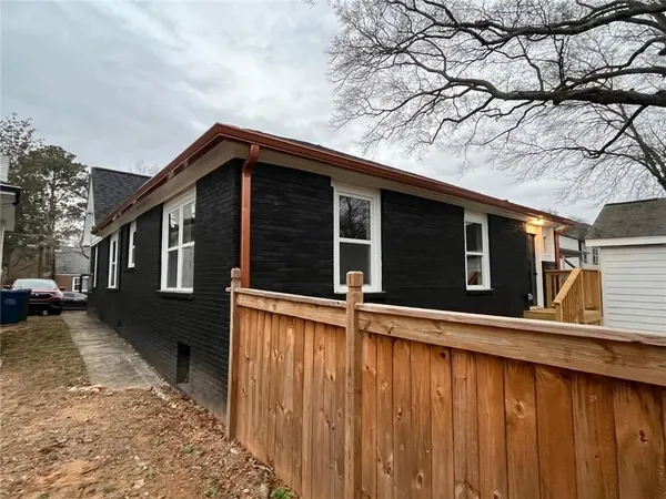 $2,600 | 1332 Thurgood Street Southwest, Atlanta, GA 30314