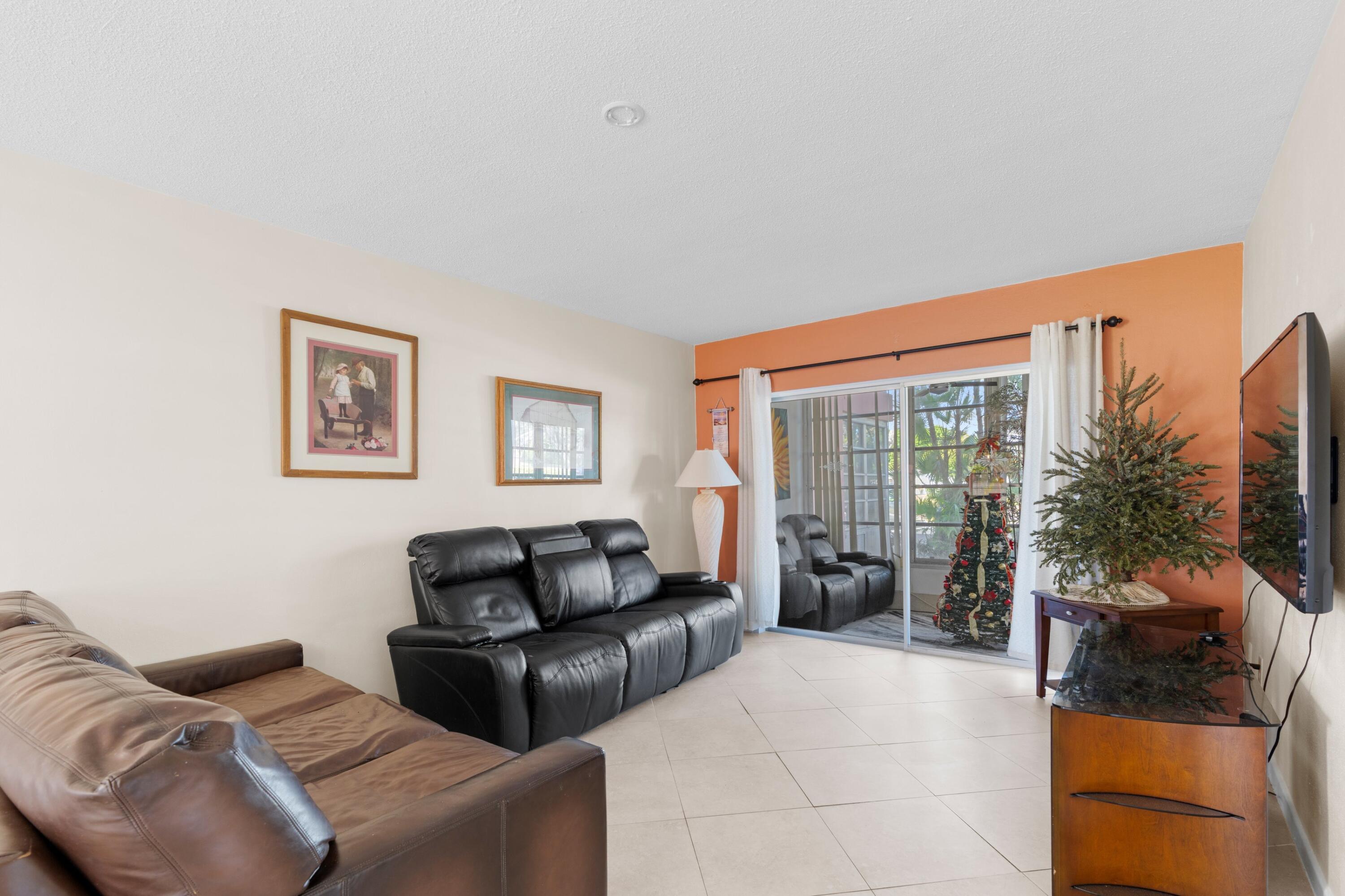 300 Northeast 20th Street, Unit 109 Boca Raton, FL 33431 - Photo 8 of 36 Living Room