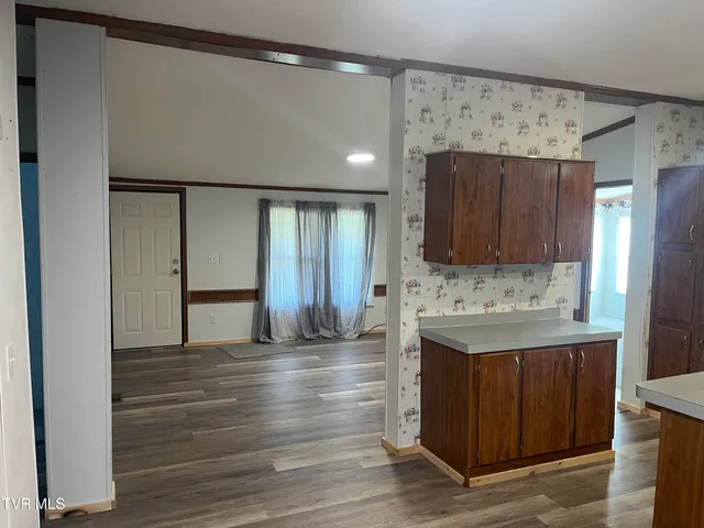 $215,000 | 284 Parsons Eller Road, Mountain City, TN 37683