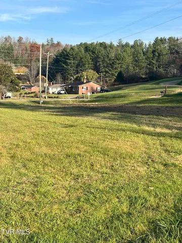 $215,000 | 284 Parsons Eller Road, Mountain City, TN 37683