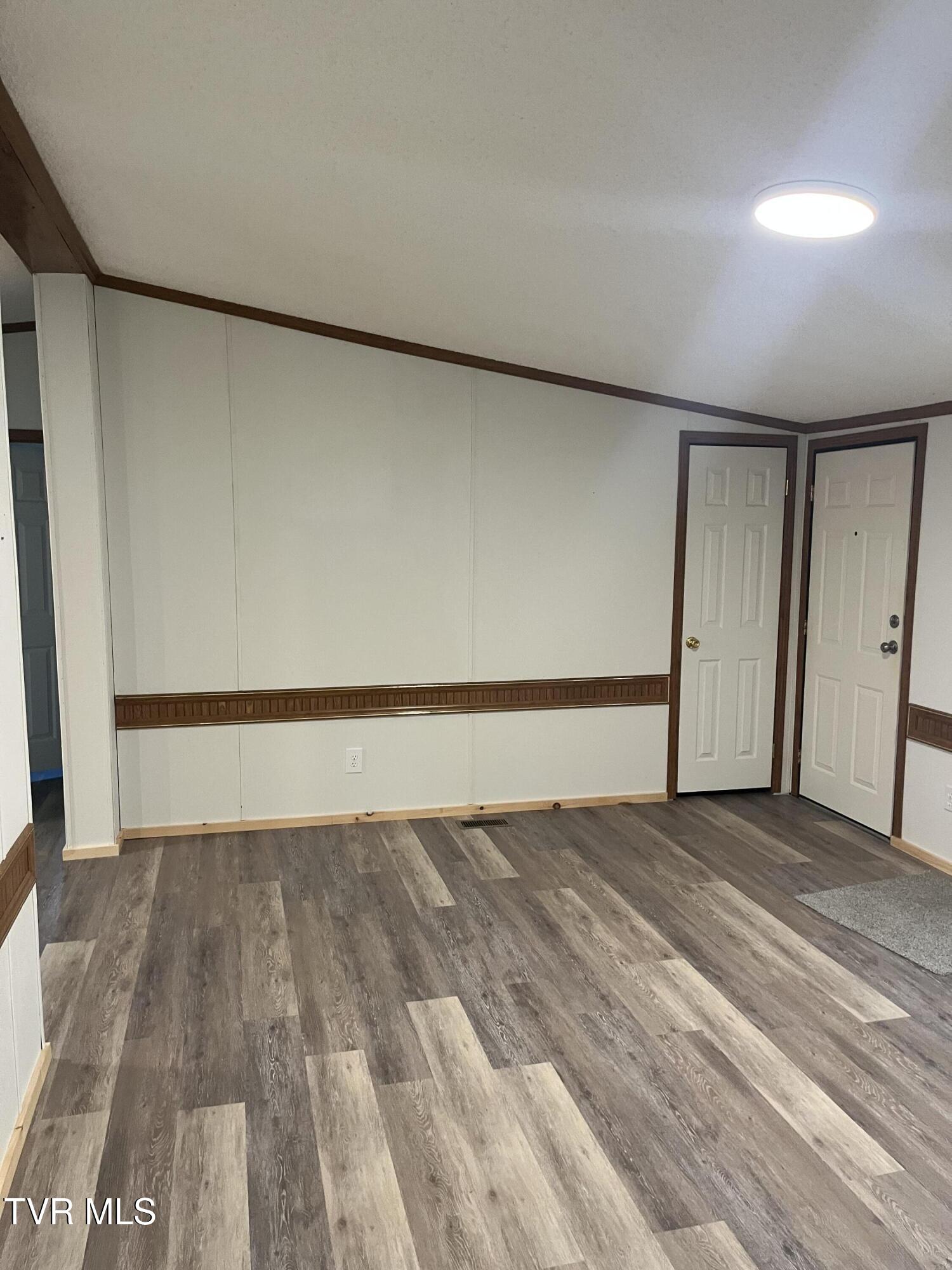 284 Parsons Eller Road Mountain City, TN 37683 - Photo 9 of 23 (Upload-from-mobile-1762734980)IMG_1952