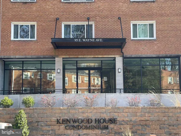 $2,200 | 95 East Wayne Avenue, Unit 309, Silver Spring, MD 20901