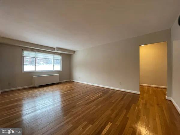 $2,200 | 95 East Wayne Avenue, Unit 309, Silver Spring, MD 20901