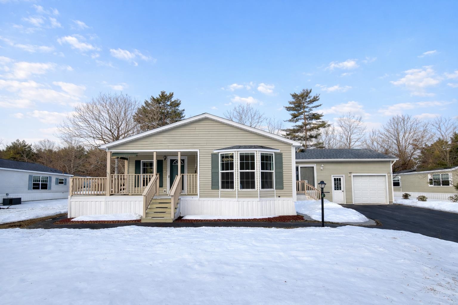 153 Eagle Drive Rochester, NH 03868 - Photo 1 of 43 Gallery Image 1