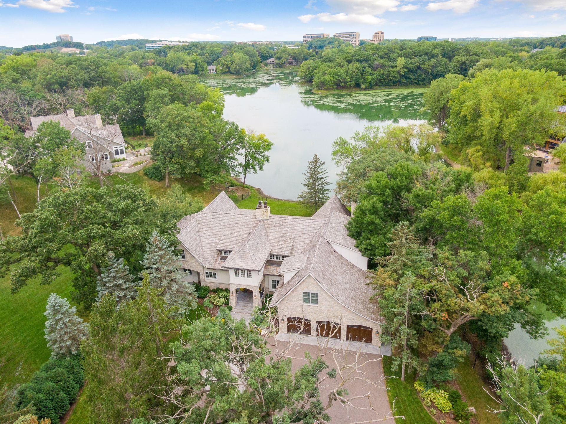 6604 Indian Hills Road Edina, MN 55439 - Photo 3 of 61