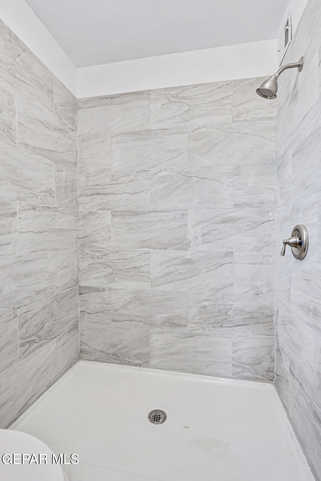 1053 Hillrise Court Las Cruces, NM 88011 - Photo 17 of 53 17-web-or-mls-IMG_9495