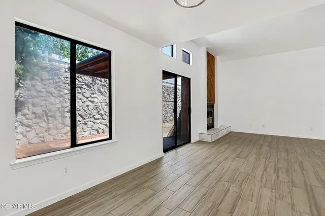 $230,000 | 1053 Hillrise Court, Las Cruces, NM 88011