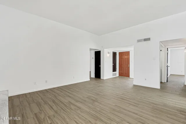 $230,000 | 1053 Hillrise Court, Las Cruces, NM 88011