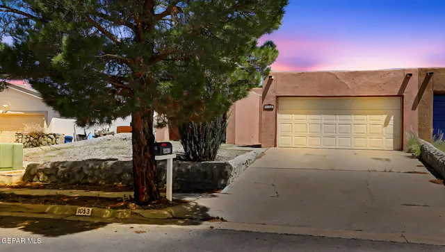 $230,000 | 1053 Hillrise Court, Las Cruces, NM 88011