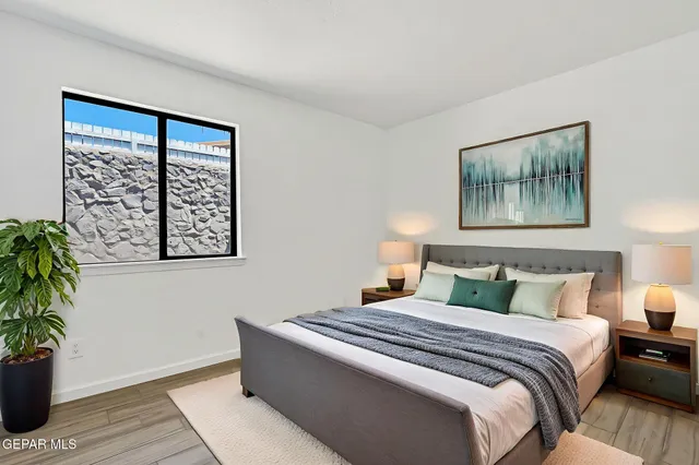 $230,000 | 1053 Hillrise Court, Las Cruces, NM 88011