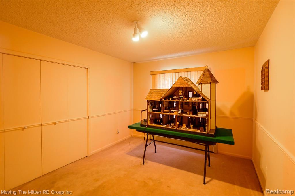8432 Hannan Road Wayne, MI 48184 - Photo 38 of 82