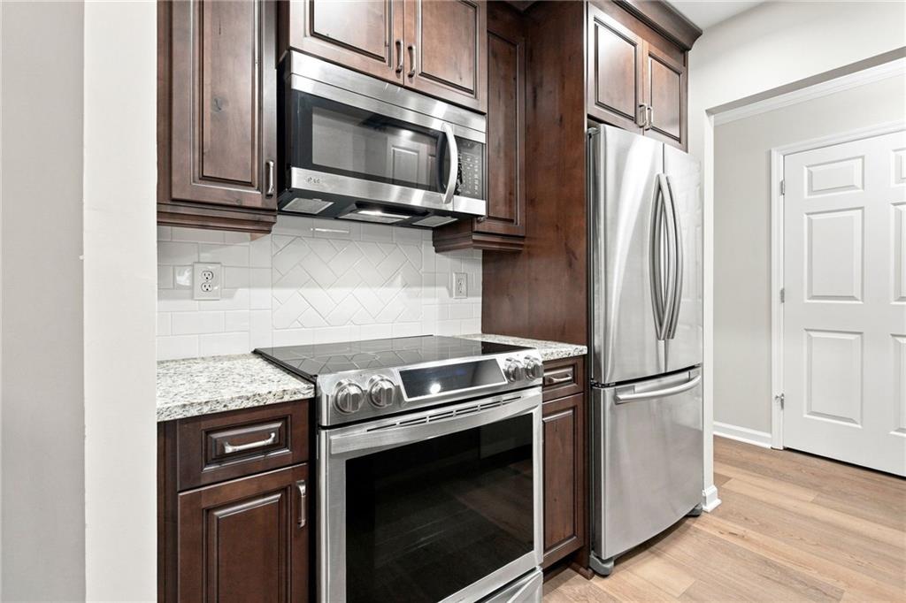 300 Johnson Ferry Road, Unit A104 Sandy Springs, GA 30328 - Photo 13 of 33 Gallery Image 13