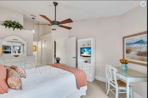 $4,200 | 5320 Hyland Hills Avenue, Unit 2225, Sarasota, FL 34241