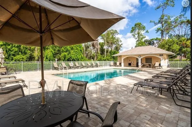 $4,200 | 5320 Hyland Hills Avenue, Unit 2225, Sarasota, FL 34241