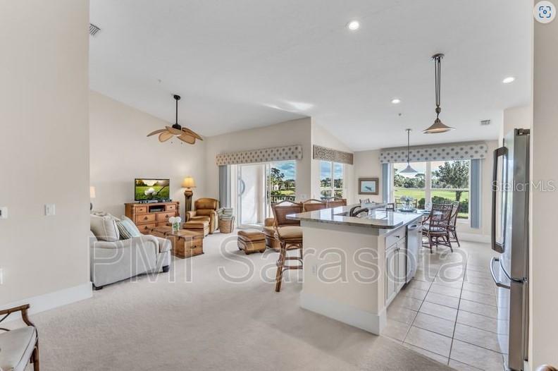 5320 Hyland Hills Avenue, Unit 2225 Sarasota, FL 34241 - Photo 7 of 19