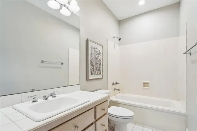 $860,000 | 74 Tupelo Trace, Mandeville, LA 70471